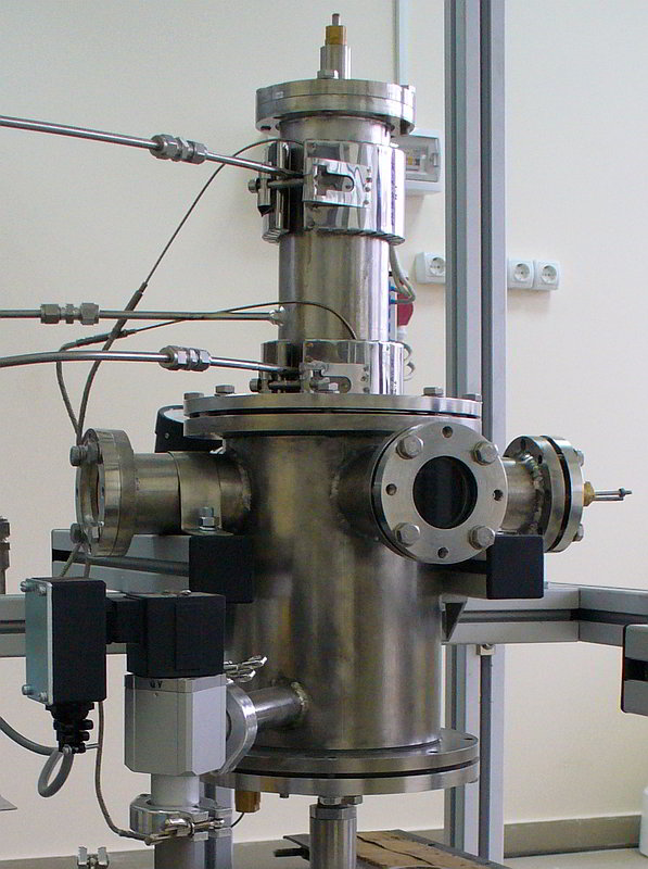 CVD-реактор для нанесения покрытий на плоские образцы