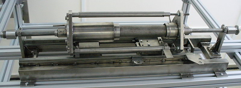 CVD-реактор для нанесения покрытий на внутренние поверхности труб